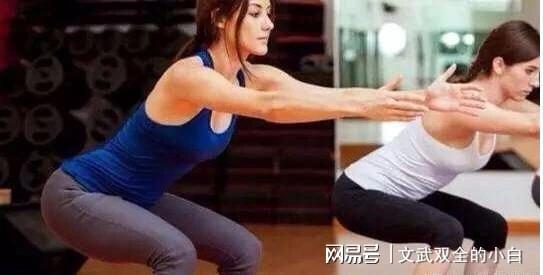 星空体育网址：打羽毛球对膝盖伤害大吗？做好这6点让你的膝盖越来越强大(图7)
