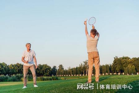 聚集羽毛球热潮！如何全面提升羽毛球教练技能赢得职业竞争先机(图5)