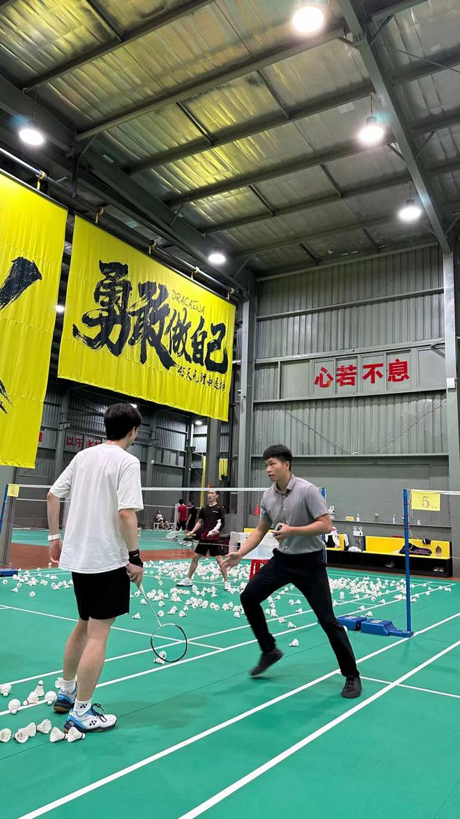 羽毛球前十大品牌！的幸和三大厂还有多大差距？