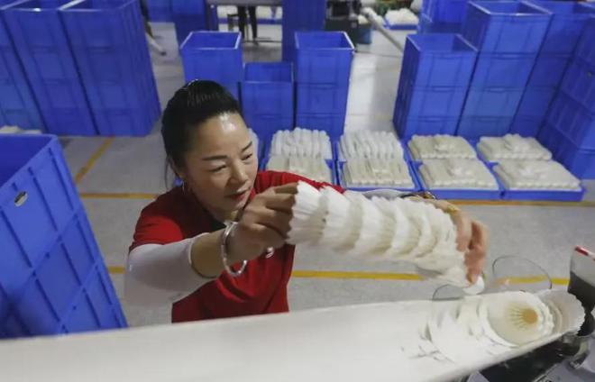 没想到！全球每10个羽毛球就有1个来自贵州锦屏县