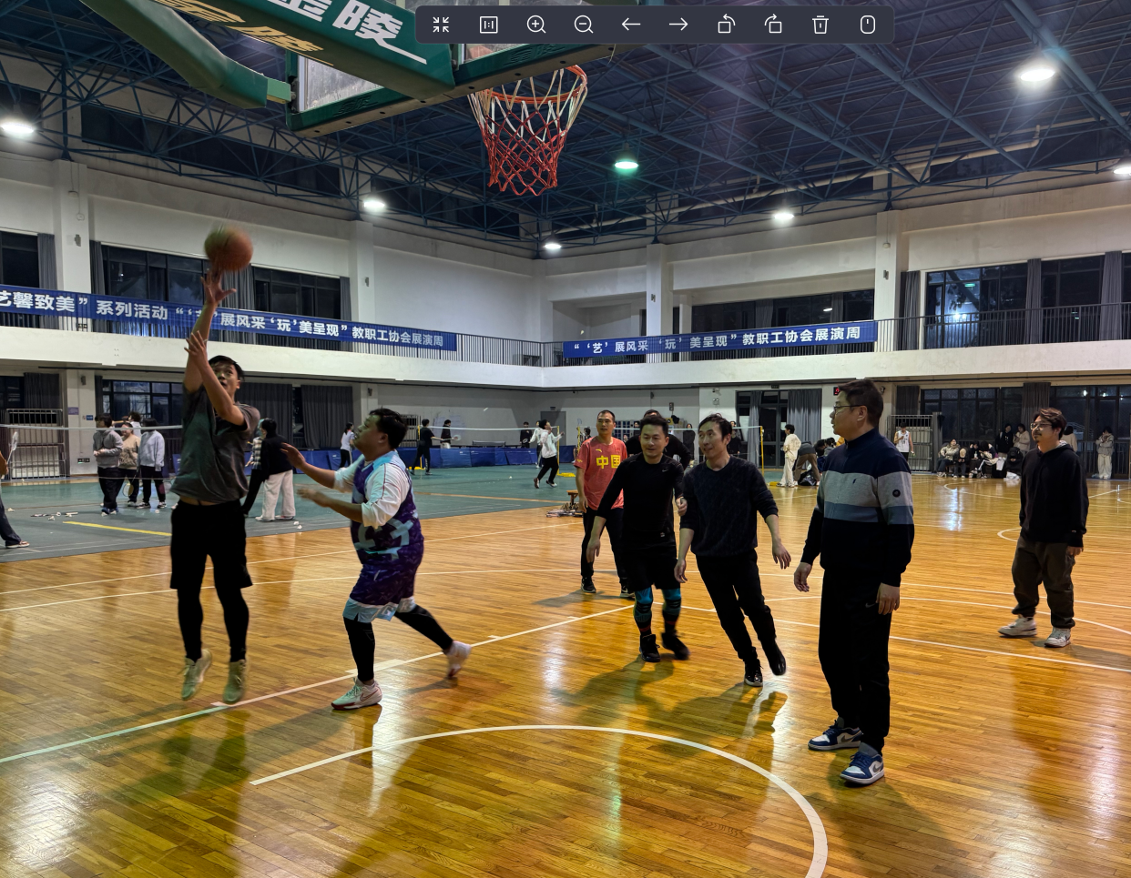 星空体育网址：【文体协会】“‘艺’展风采‘玩’美呈现”——学校工会举办2024年“艺馨致美”教职工协会展演周活动(图3)