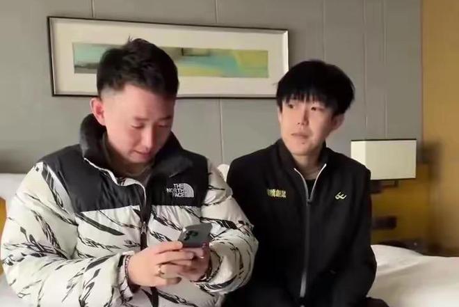 炸锅！网传一中国乒乓球国手睡女网友(图1)