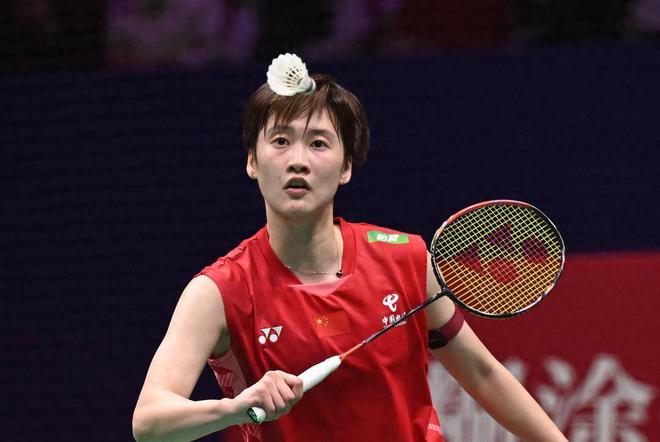 羽毛球亚锦赛女单会师决赛“梁王”“凡尘”出局(图1)