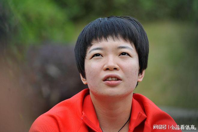 陈清晨退出全英赛国羽女双组的困境与反思