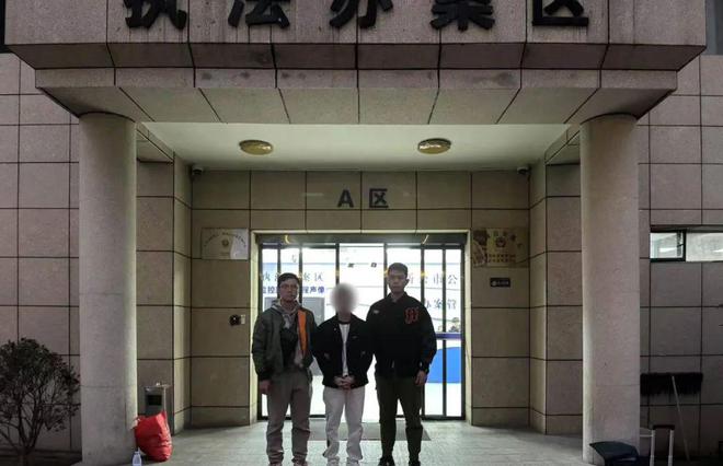 涉案800余万元新余公安侦破一制售假冒羽毛球案(图2)