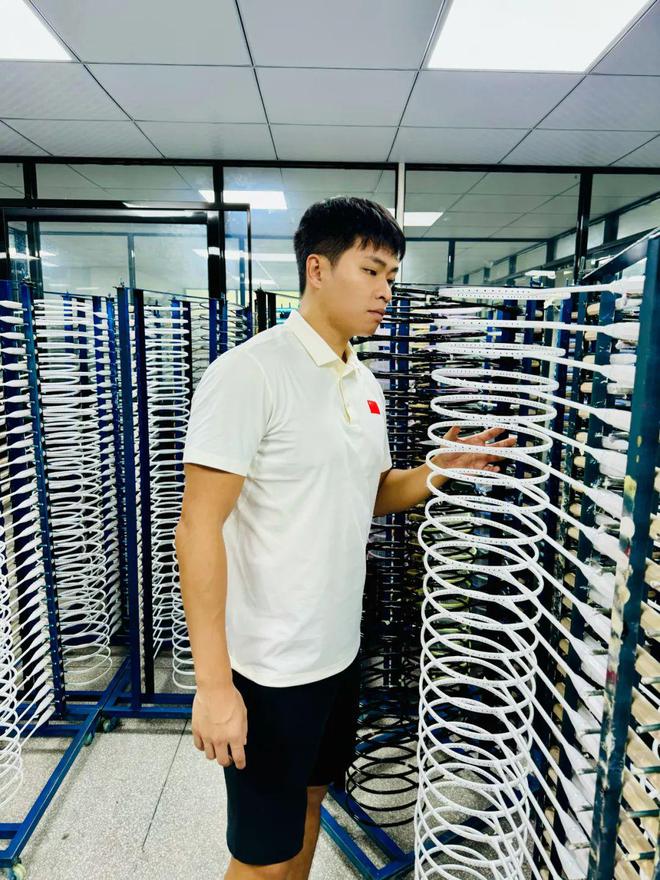 球拍从来都不是理财产品只有技术才是！(图2)