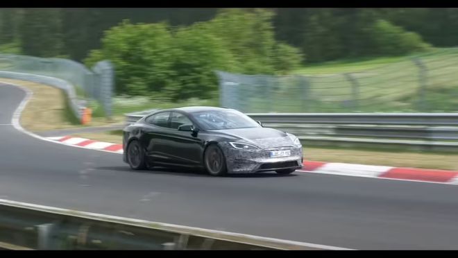 星空体育网站：抖音整治高考「AI押题」；小米SU7Ultra登陆《GT赛车7》；全球首个满级QQ收获「金企鹅」(图8)