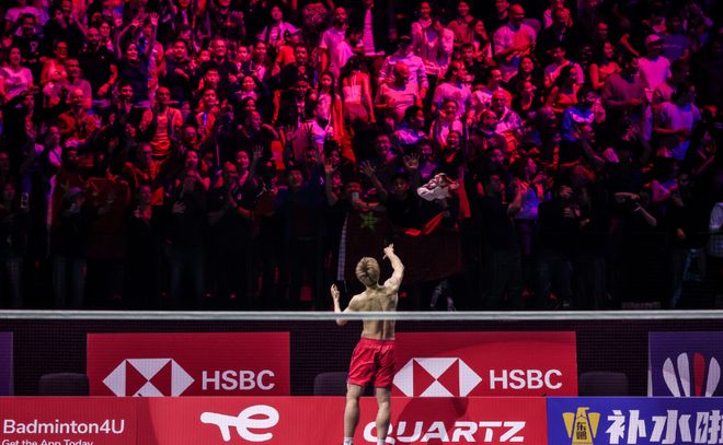 从奥运八强到世锦赛冠军石宇奇让国羽走出10年的至暗时刻！(图7)