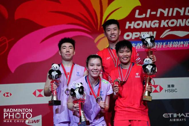 星空体育平台：江西运动员李诗沣夺得中国香港公开赛男单冠军！(图6)