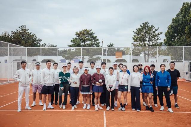 网球人新日常：装备要好孩子要练自己要上(图8)