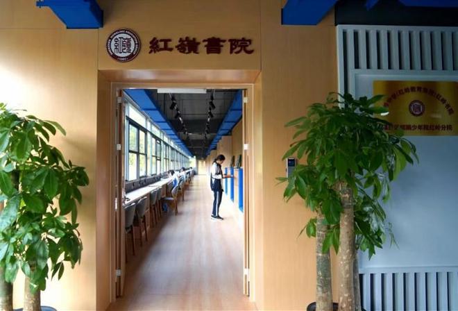 高三活力满满！操场这一幕惊呆考察团深圳名校重新定义教育(图5)