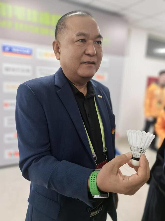 又一洲际赛事在成都举行！“人造毛叶羽毛球”首次在国际专业赛场亮相(图2)