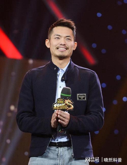 黄雅琼大婚27克拉钻戒亮相樊振东送上祝福(图2)