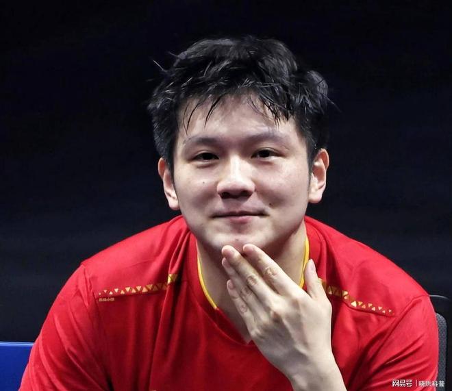 黄雅琼大婚27克拉钻戒亮相樊振东送上祝福(图4)