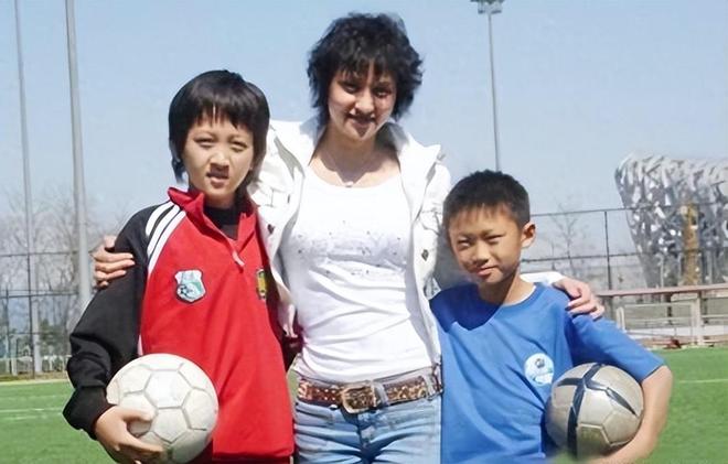 退役远嫁美国因工作遭丈夫“抛弃”奥运冠军高敏的自我救赎