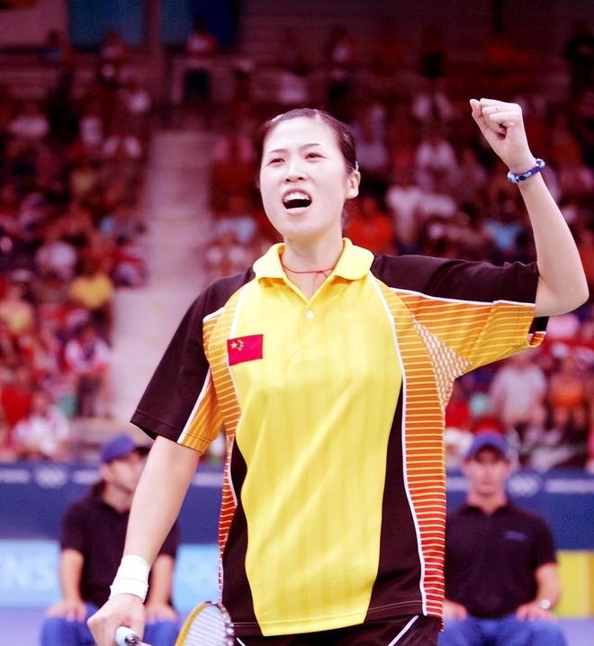 星空体育网站：她曾两夺奥运冠军成名后与男友分手嫁公司老总如今怎样了？(图2)