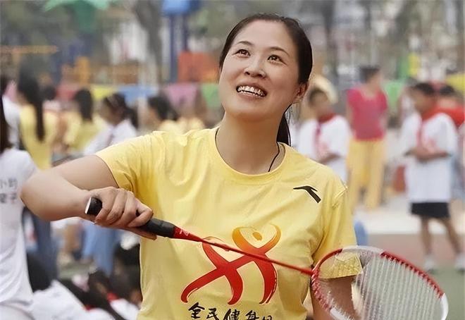 星空体育网站：她曾两夺奥运冠军成名后与男友分手嫁公司老总如今怎样了？(图7)