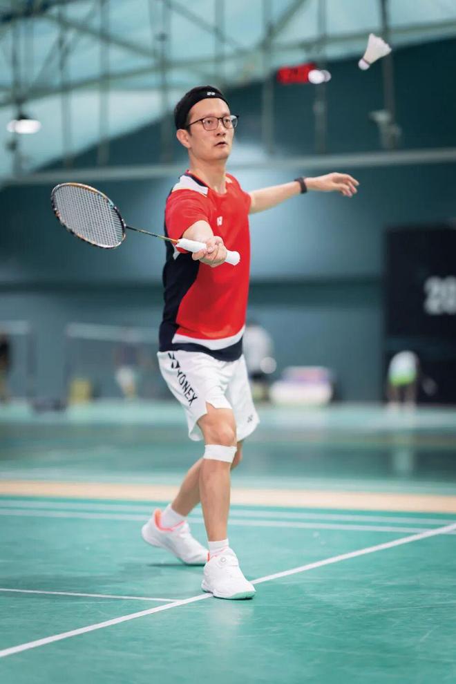 星空体育网址：身边周晓伟：让热爱更长久(图1)