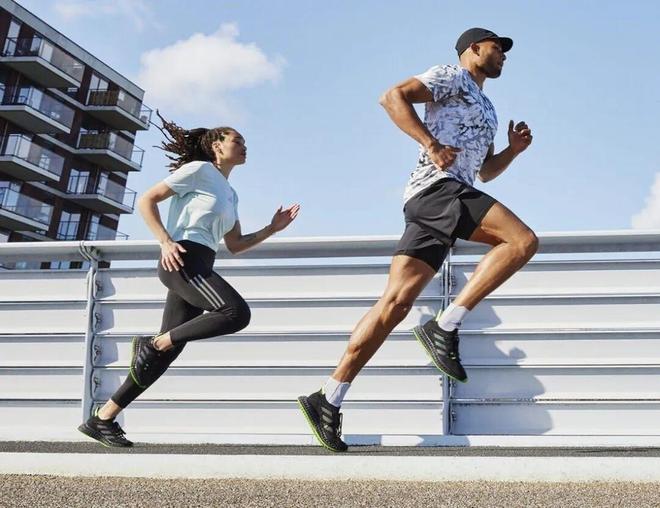 跑步为啥是“体育三毒”之首？跑过的人都懂(图3)