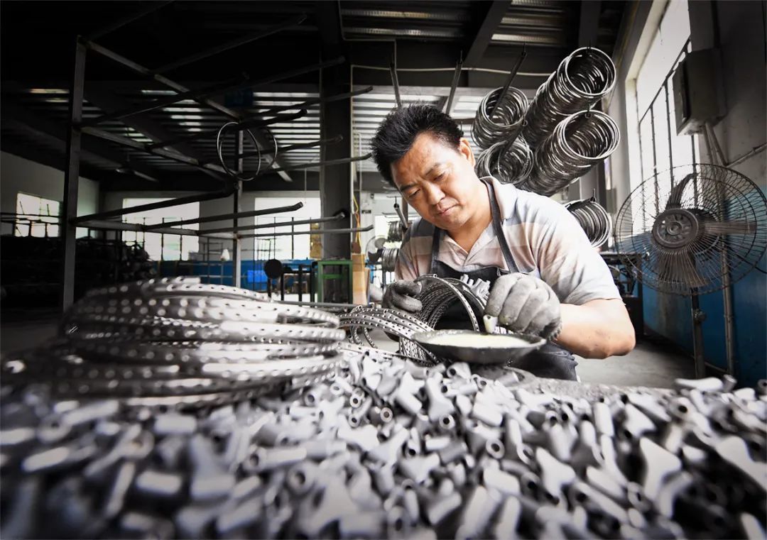 年产超亿支一个富阳山乡的全球逆袭(图4)